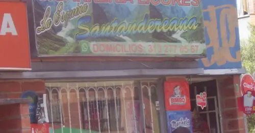 CIGARRERIA LA ESQUINA SANTANDEREANA BOGOTÁ CIGARRERIA LA ESQUINA SANTANDEREANA BOGOTÁ